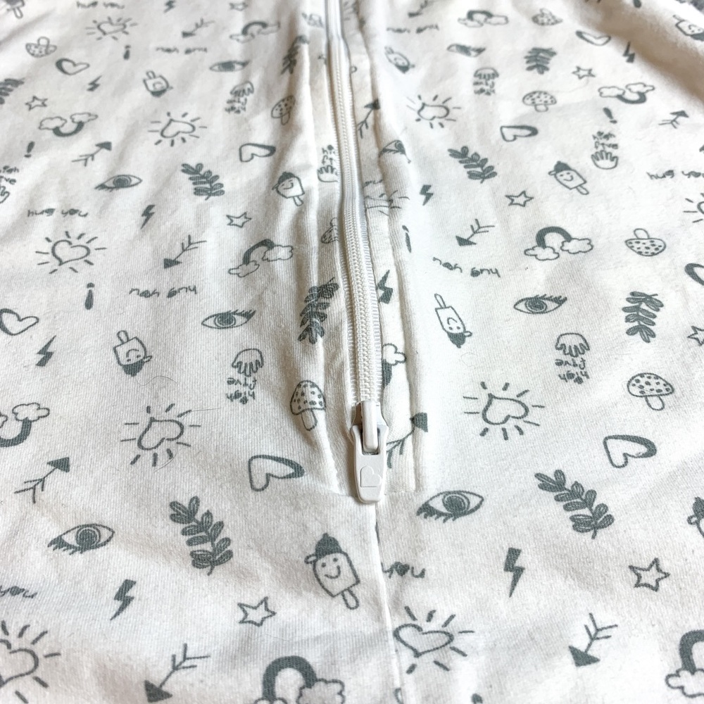 Love To Dream Swaddle Multi Print - Picture 4 of 6